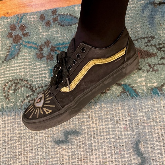Unisex Black and Gold Unicorn Boho VANS EUC size 6.5 men’s 8 women’s - Picture 12 of 12